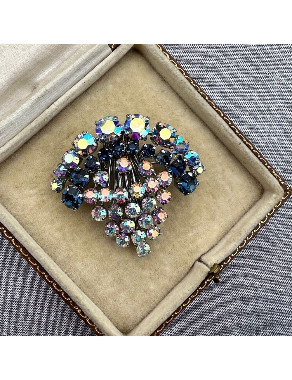 Vintage on sale rhinestone brooches