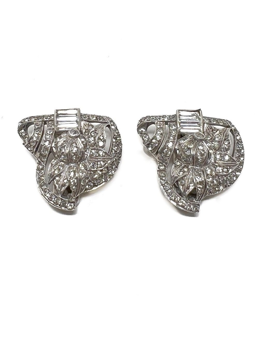 Antique dress outlet clips