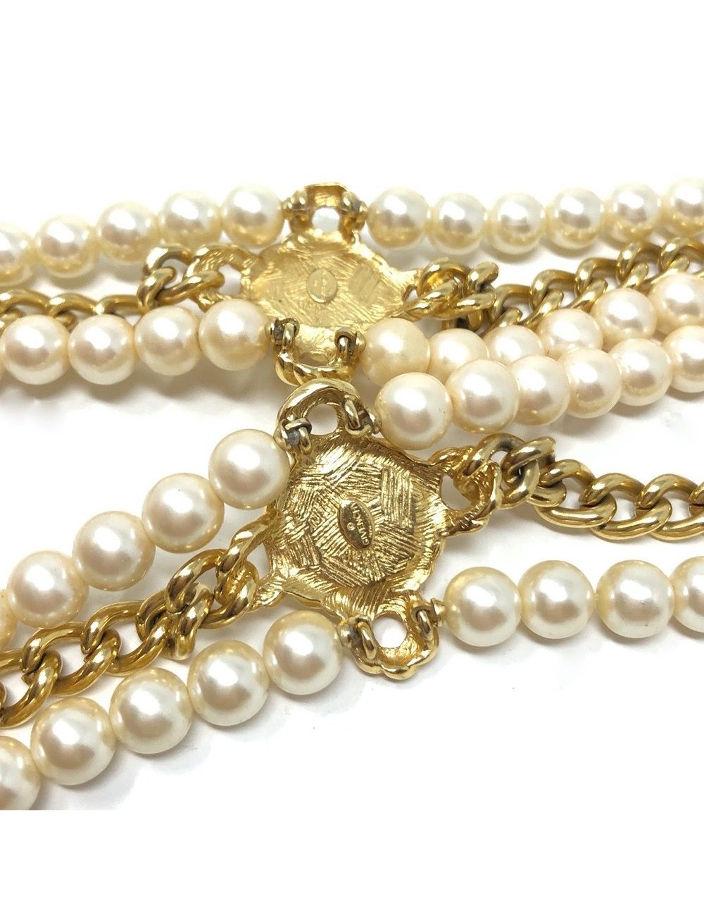 Chanel Coco Mark Necklaces & Chokers｜Page 2ALLU UK｜The Home of Pre-Loved  Luxury Fashion